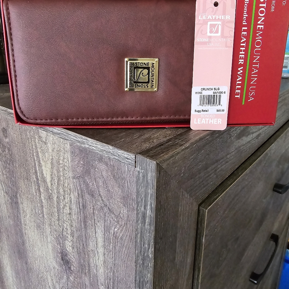 NEW WALLETS - Picture 8 of 8